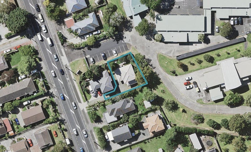 186A Lake Road, Belmont, Auckland - Carousel 1