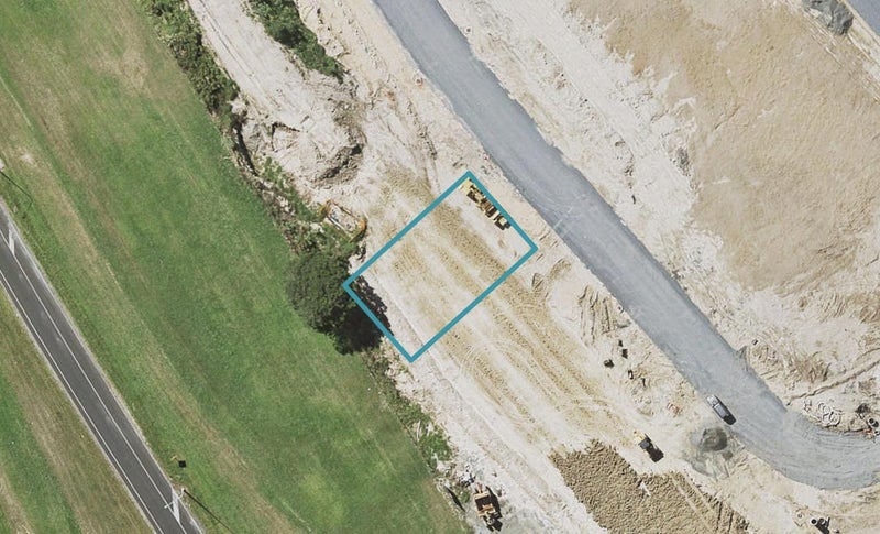 43 Rathmullen Place, Pinehill, Auckland - Carousel 1