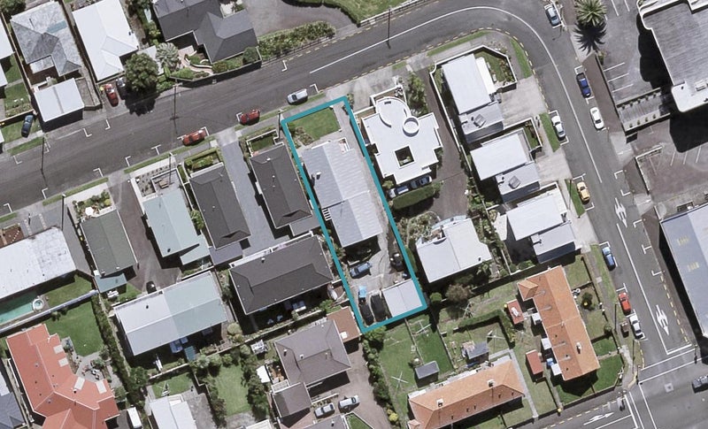 2/5 Hine Street, New Plymouth, New Plymouth - Carousel 1