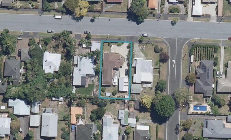 16 East Street, Claudelands, Hamilton - Carousel 1