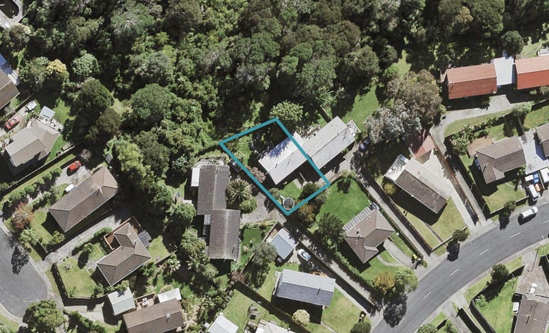 18A Spinella Drive, Bayview, Auckland - Carousel 1