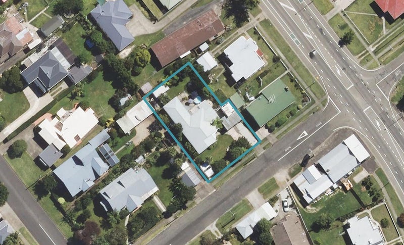 10 Sheehan Street, Whataupoko, Gisborne - Carousel 1