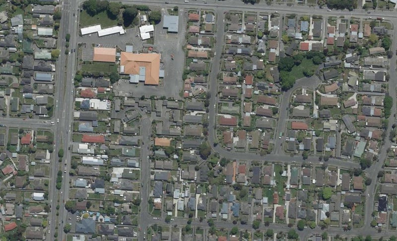 1/37 Chipping Lane, Redwood, Christchurch - Carousel 1