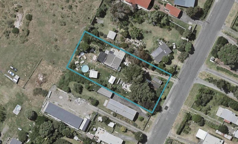 35 Ngaio Street, Otaki Beach, Otaki - Carousel 1