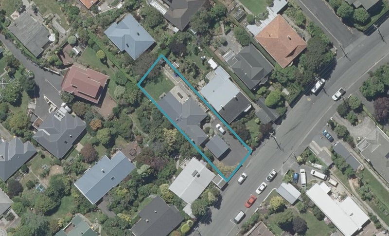 51 Signal Hill Road, Opoho, Dunedin - Carousel 1