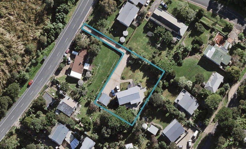 8A Wharf Road, Ostend, Waiheke Island - Carousel 1