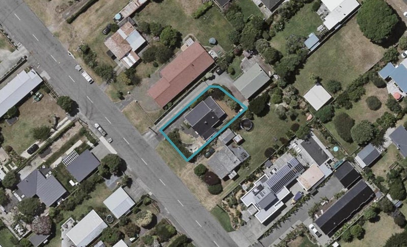 27 Rauparaha Street, Waikanae Beach, Waikanae - Carousel 1