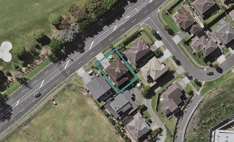 94 Ngahue Drive, Stonefields, Auckland - Carousel 1