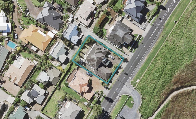135 Somerville Road, Somerville, Auckland - Carousel 1