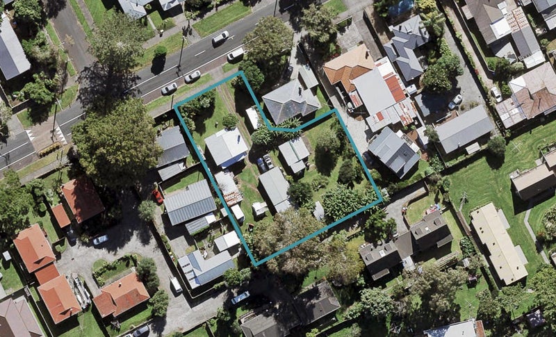 56 Riversdale Road, Avondale, Auckland - Carousel 1