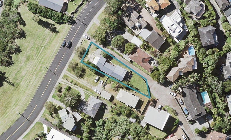 86 Knights Road, Rothesay Bay, Auckland - Carousel 1
