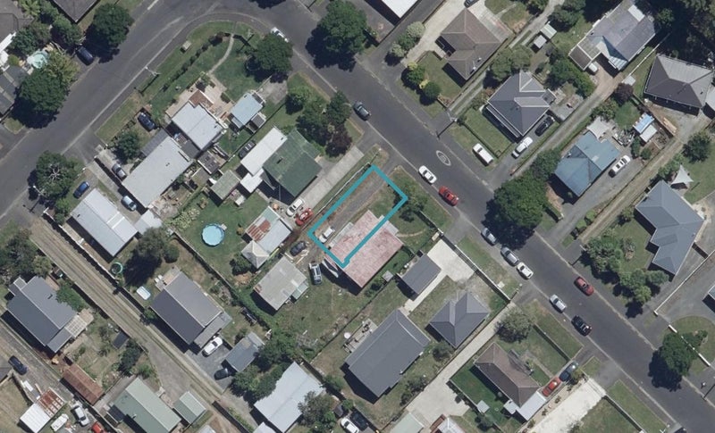 2/17 Walsh Street, Forest Lake, Hamilton - Carousel 1