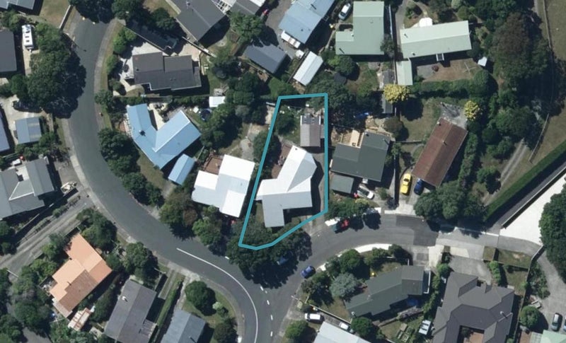 24 Sea Vista Drive, Pukerua Bay, Porirua - Carousel 1