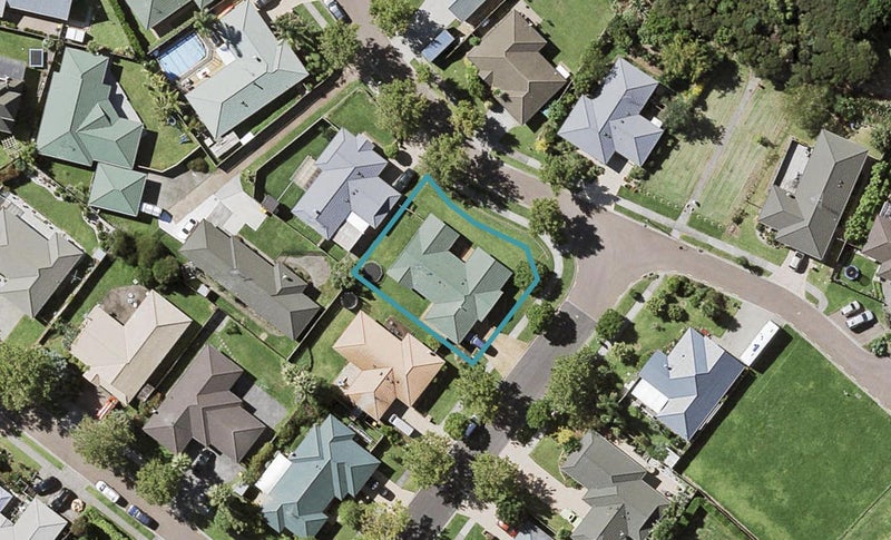 10 Cottesmore Place, Huntington Park, Auckland - Carousel 1