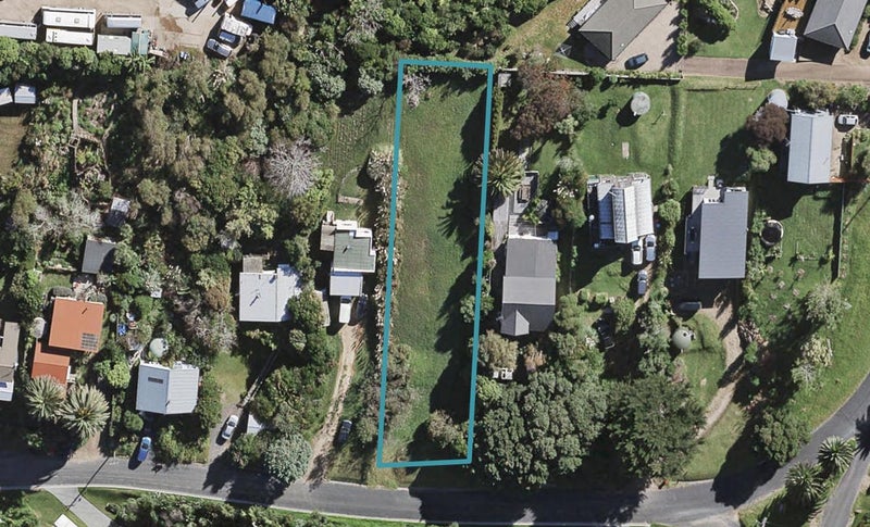 51A Hamilton Road, Surfdale, Waiheke Island - Carousel 1