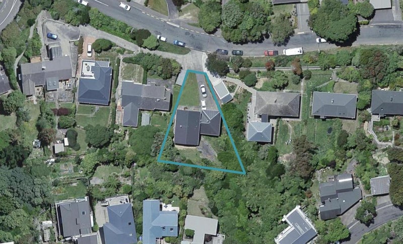 16 Warwick Street, Wilton, Wellington - Carousel 1
