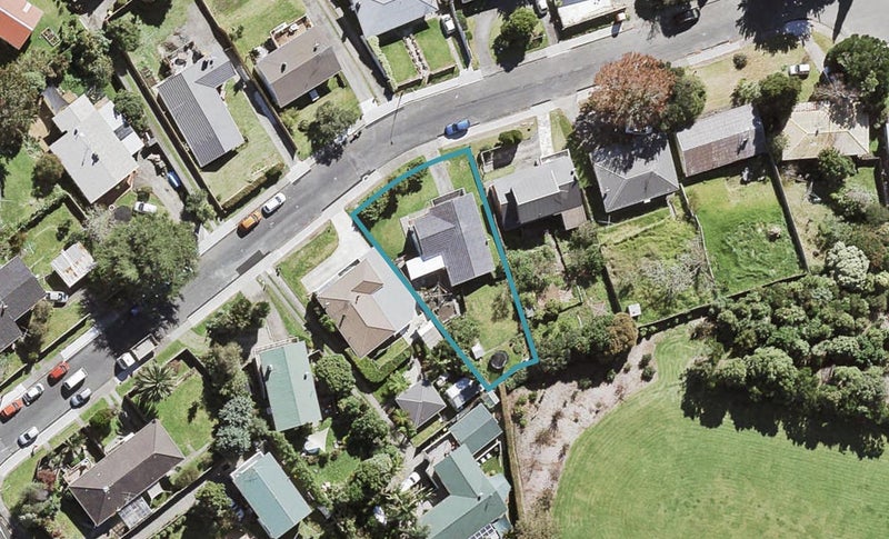 9 Beswick Place, Birkdale, Auckland - Carousel 1
