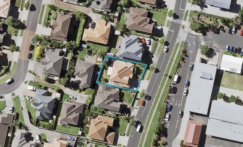 61 Middlefield Drive, East Tamaki Heights, Auckland - Carousel 1