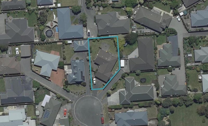 26 Giles Place, Shirley, Christchurch - Carousel 1