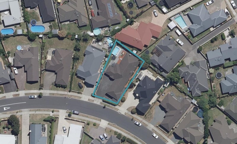31 Coleraine Drive, Rototuna, Hamilton - Carousel 1