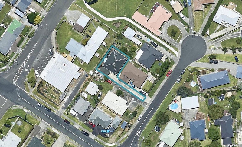 5B Galway Grove, Greerton, Tauranga - Carousel 1