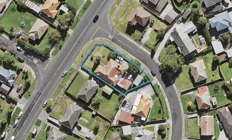 704 Sandringham Extension, MOUNT ROSKILL, AUCKLAND - Carousel 1
