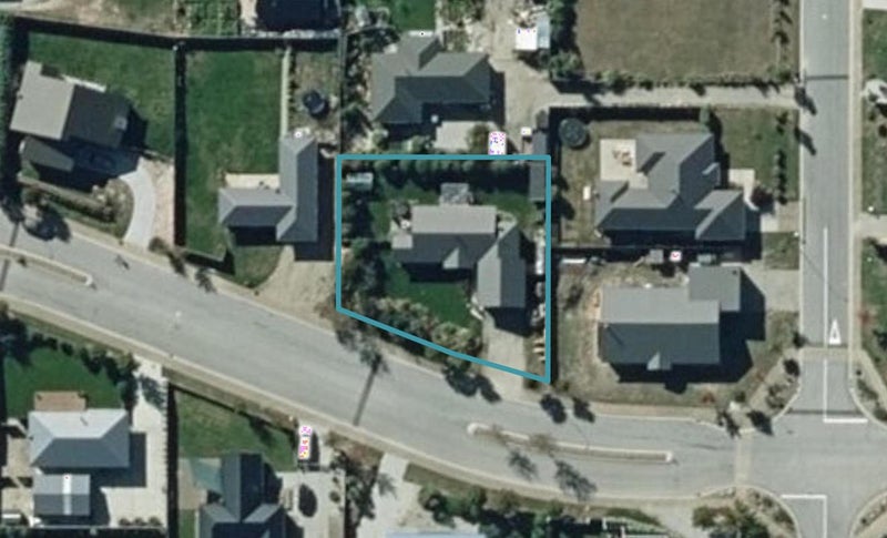 19 Timsfield Drive, Wanaka - Carousel 1