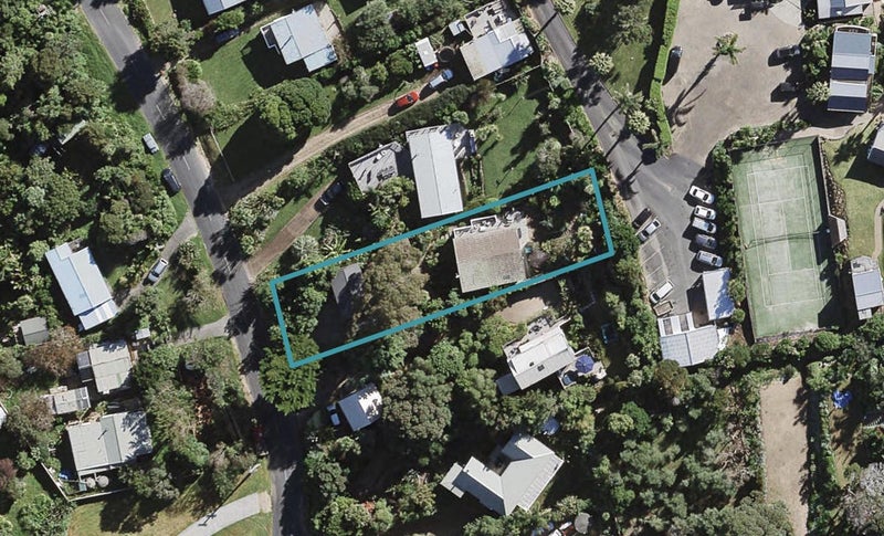 14 Bay Road, Ostend, Waiheke Island - Carousel 1