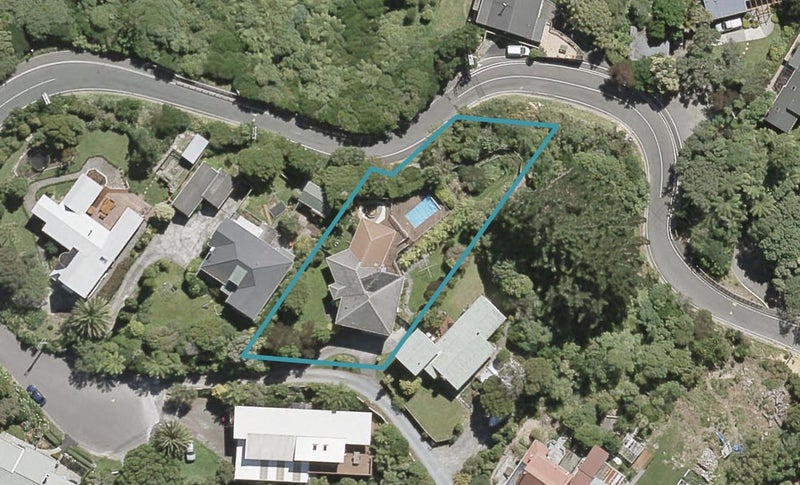3 Catherine Grove, Tirohanga, Lower Hutt - Carousel 1