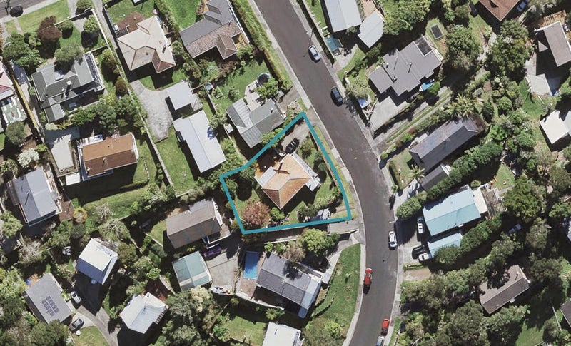 3 West Glade Crescent, Birkenhead, Auckland - Carousel 1
