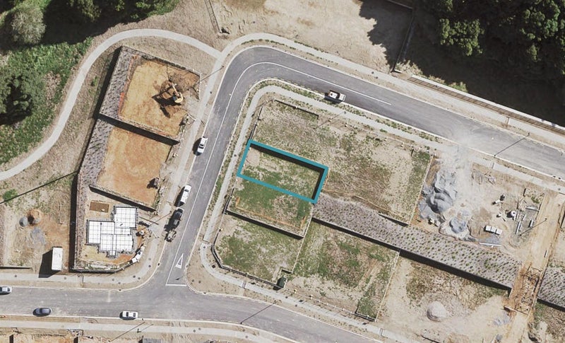 5 Matairangi Avenue, Totara Heights, Auckland - Carousel 1