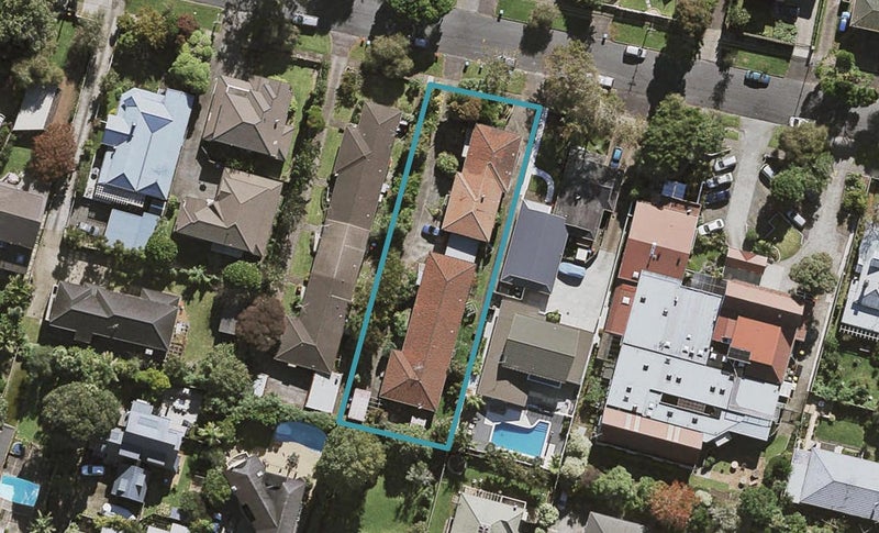 4/13 Cornwall Park Avenue, Epsom, Auckland - Carousel 1