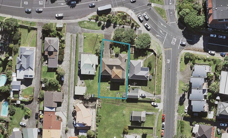 112 Mokoia Road, Chatswood, Auckland - Carousel 1