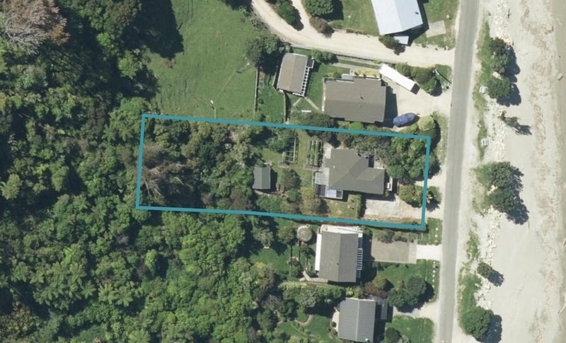 64 Beach Road, Collingwood - Carousel 1