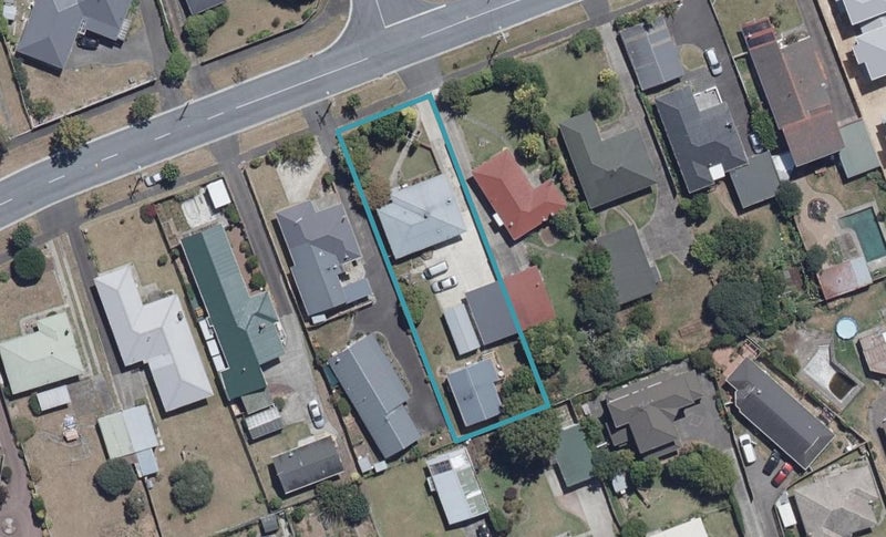 104 Mansel Avenue, Hillcrest, Hamilton - Carousel 1