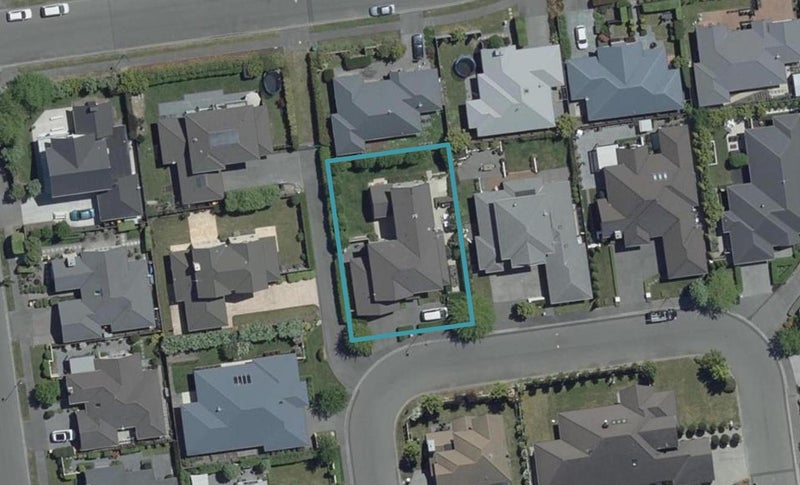 31 Applefield Court, Northwood, Christchurch - Carousel 1