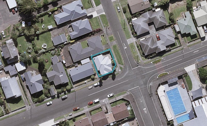 38 Sackville Street, Fitzroy, New Plymouth - Carousel 1