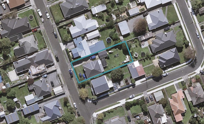 21 Tokomaru Street, Welbourn, New Plymouth - Carousel 1