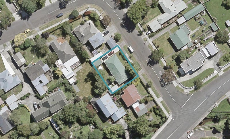 1A Heretaunga Square, Silverstream, Upper Hutt - Carousel 1