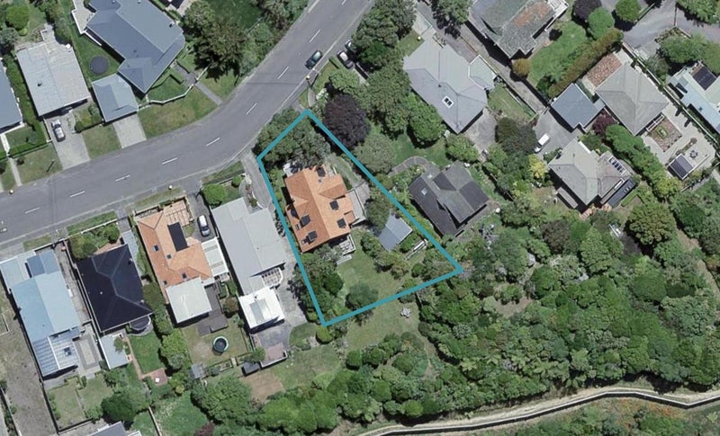 125 Messines Road, Karori, Wellington - Carousel 1