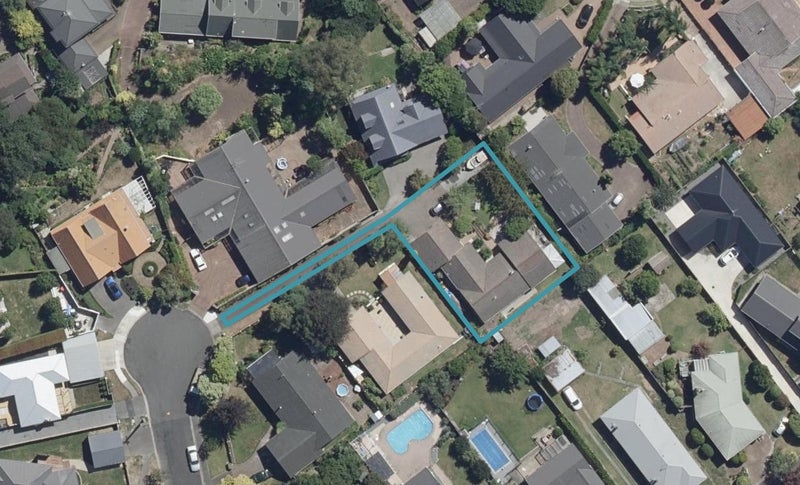 8 Mayfair Avenue, Chartwell, Hamilton - Carousel 1