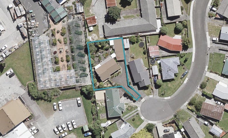 40 Mountbatten Grove, Clouston Park, Upper Hutt - Carousel 1