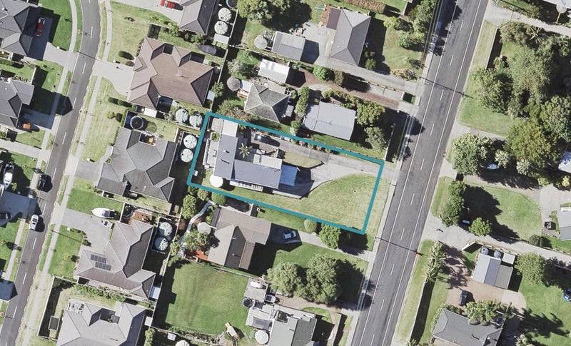 28 Shelly Bay Road, Beachlands, Auckland - Carousel 1