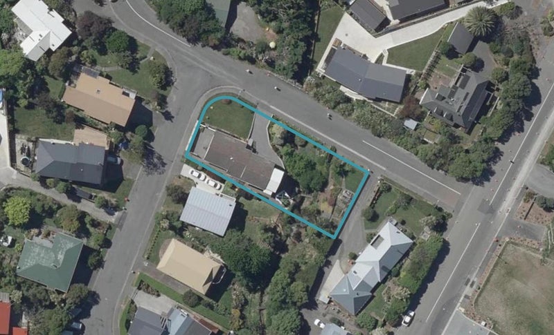 1 Heathvale Place, Heathcote Valley, Christchurch - Carousel 1