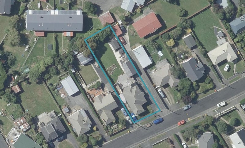 14 Lock Street, Saint Clair, Dunedin - Carousel 1