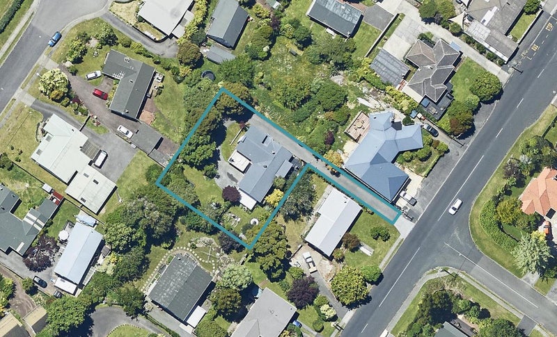 18 Lynmore Avenue, Lynmore, Rotorua - Carousel 1