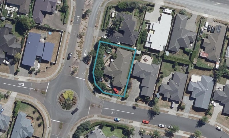1 Wiltshire Drive, Huntington, Hamilton - Carousel 1