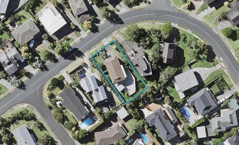 16 Amante Crescent, Mairangi Bay, Auckland - Carousel 1