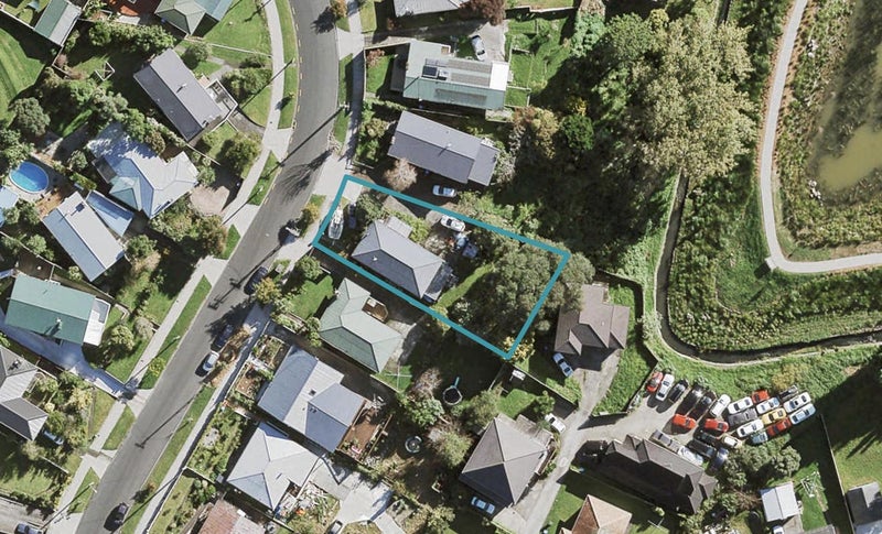 124 Methuen Road, New Windsor, Auckland - Carousel 1