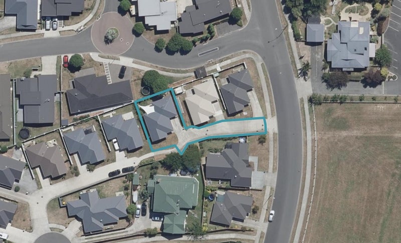 63B Te Manatu Drive, Huntington, Hamilton - Carousel 1